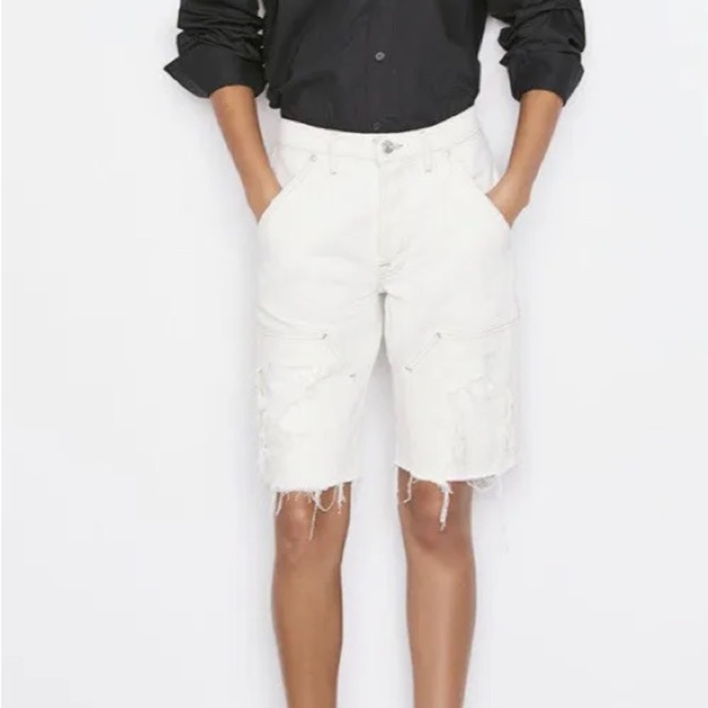 Frame Le Slouch Bermuda Off White Rips Jean Shorts Size 27 NWT - Picture 2 of 9